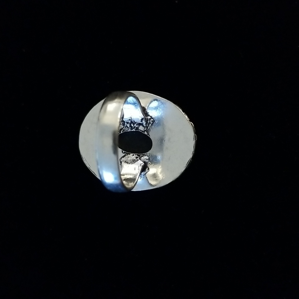 Oval Abalone Ring in Chain Setting - Picture 3 of 5